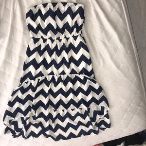 Strapless High/low chevron mini Dress